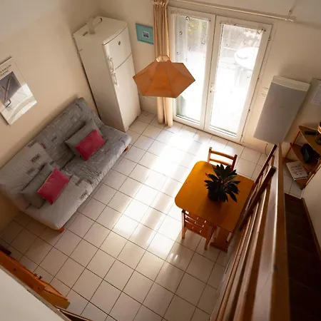 Maison De A 600m De La * Vias
